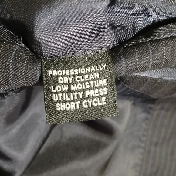 Jos A Bank Signature Collection 42R !00% Wool Navy 2 Color Stripe Men's Blazer - Picture 12 of 12